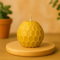 Kugelkerze aus 100% natürlichem Bienenwachs